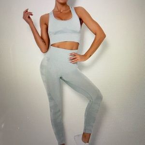 Women’s zebra scoop neck high waist seamless sports set Size S